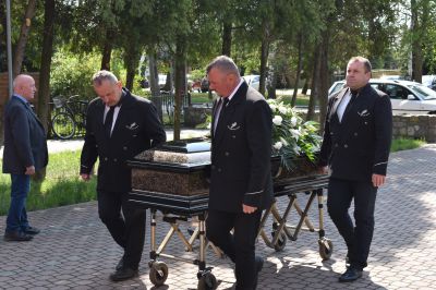 uroczystości pogrzebowe księdza prałata Edmunda Cisaka 24